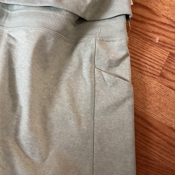 Cozecore Light Sage Green Go-Dry Drawstring High Rise Leggings/Joggers 3X - Picture 4 of 5